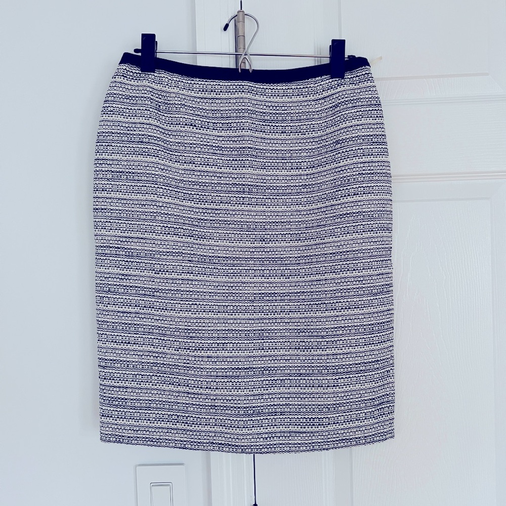 Max Mara Studio White Black pencil Skirt Linen textured Knee length lined w28